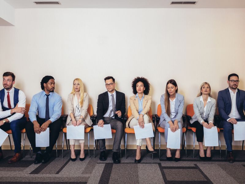 Você está visualizando atualmente Entrevistas de emprego em grupo: Dicas para se sair bem
